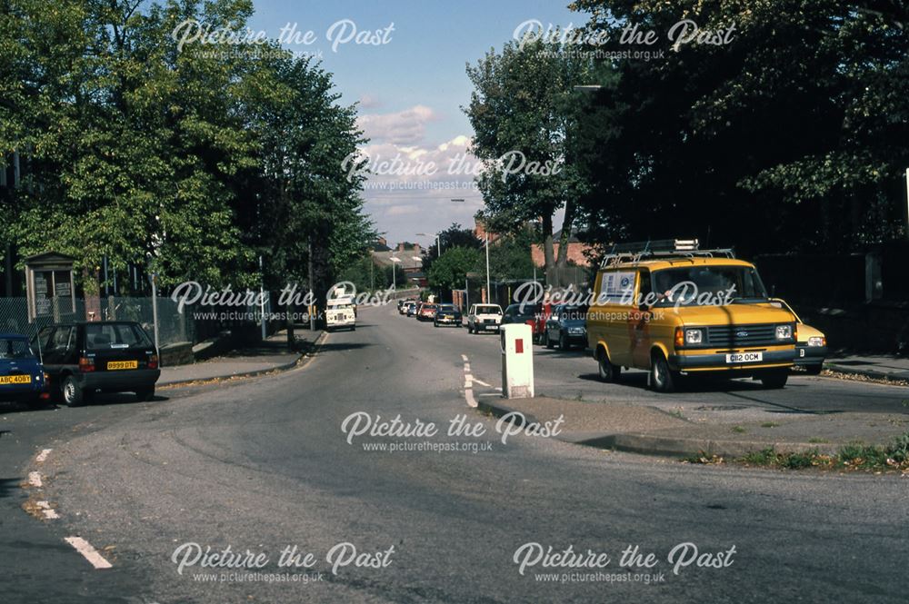 Junction at Beacon Hill Road, Friary Road, Newark, 1987