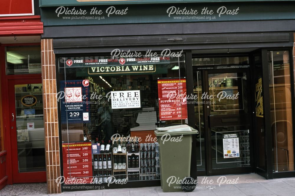 Victoria Wine Shop, Stodman Street, Newark, 1987