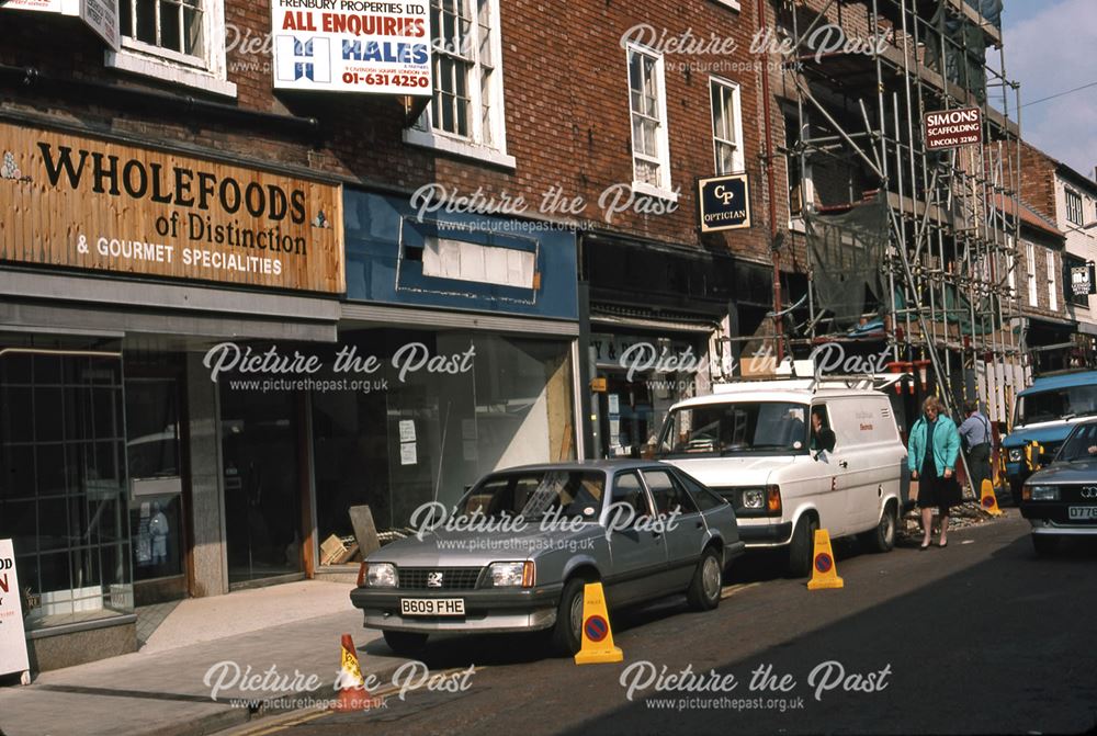 Middle Gate Adjacent to Old Cinema, Newark, 1987