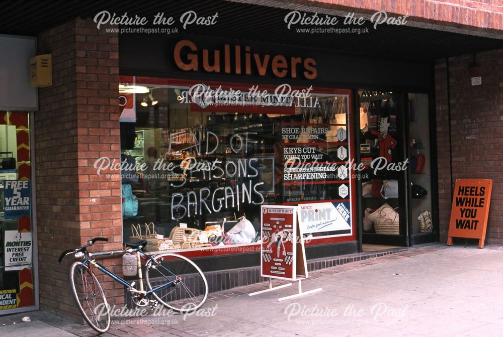 Gulliver's Shoe Repairs, Leather Goods etc, St. Mark's Shopping Precinct, 1987