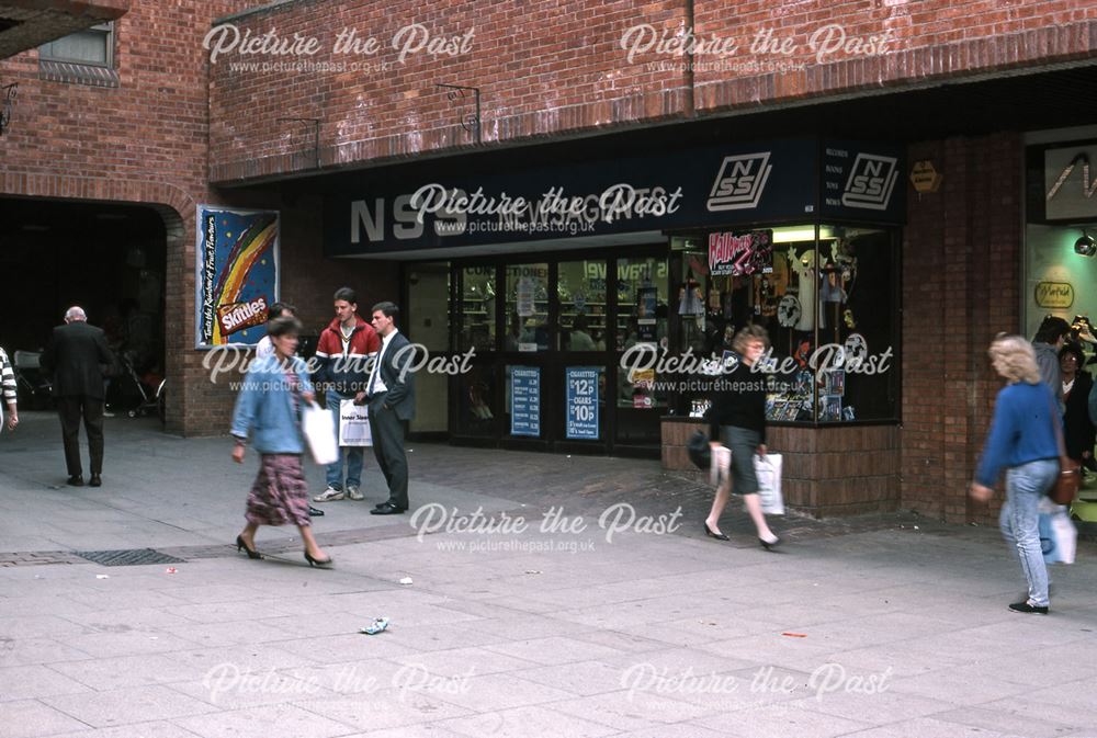 NSS Newsagents Kiosk, St. Mark's Shopping Precinct, 1987