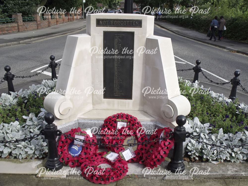 War Memorial, Memorial Avenue, Worksop, 2012