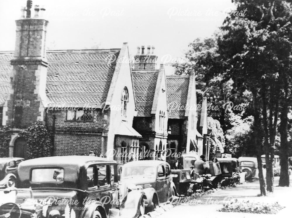 The Hut Pub, Nottingham Road, Ravenshead, c 1953