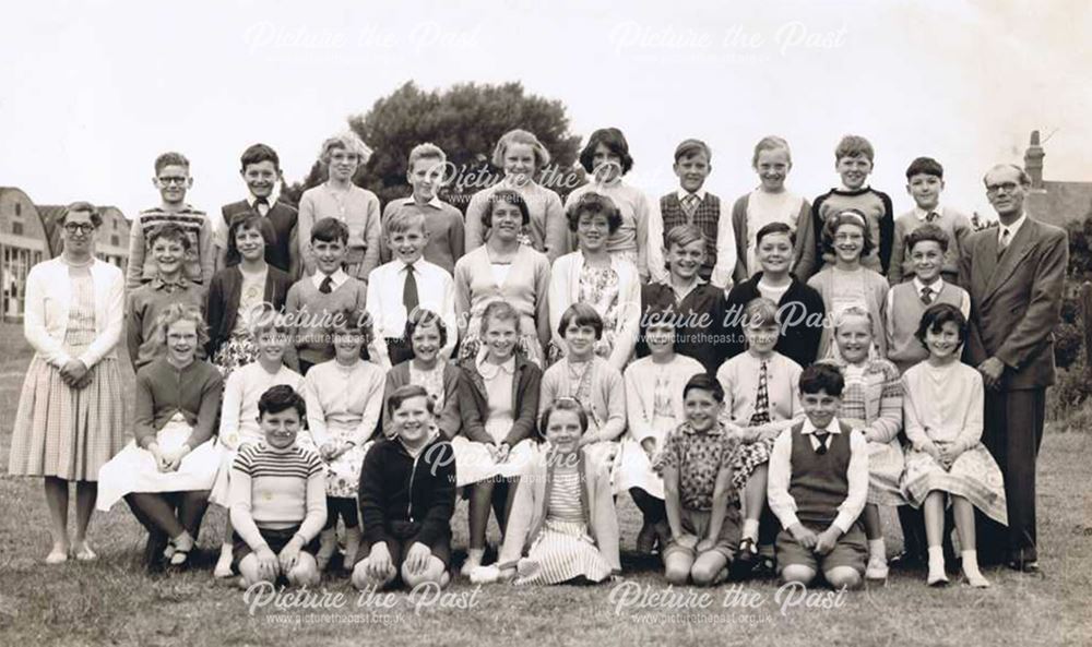 Mowlands Junior School Form 4A, Kirkby-in-Ashfield, 1961