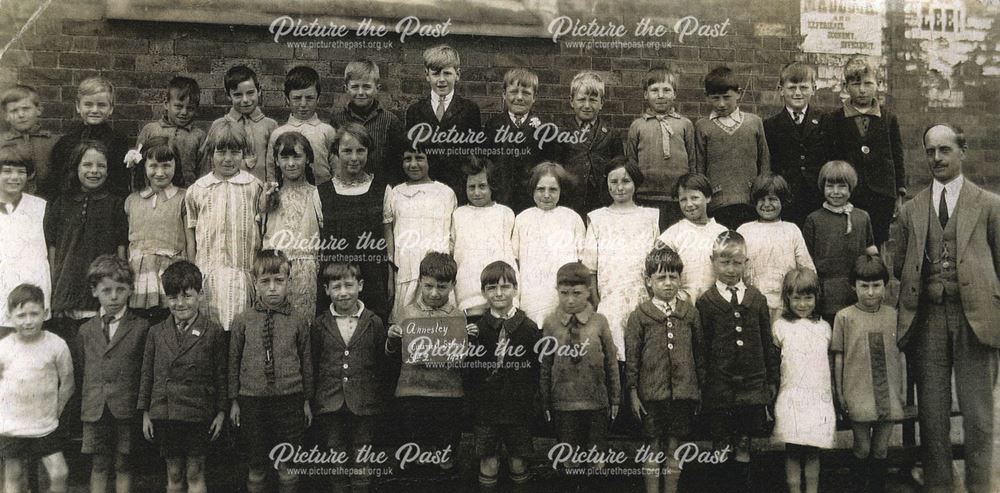 Standard 2, Annesley Council School, 1925