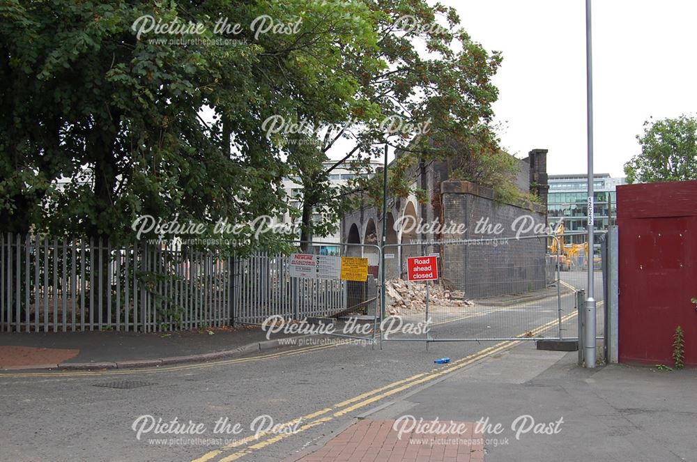 Demolition of railway arches on Maltmill Lane, Narrow Marsh, Nottingham, 2014