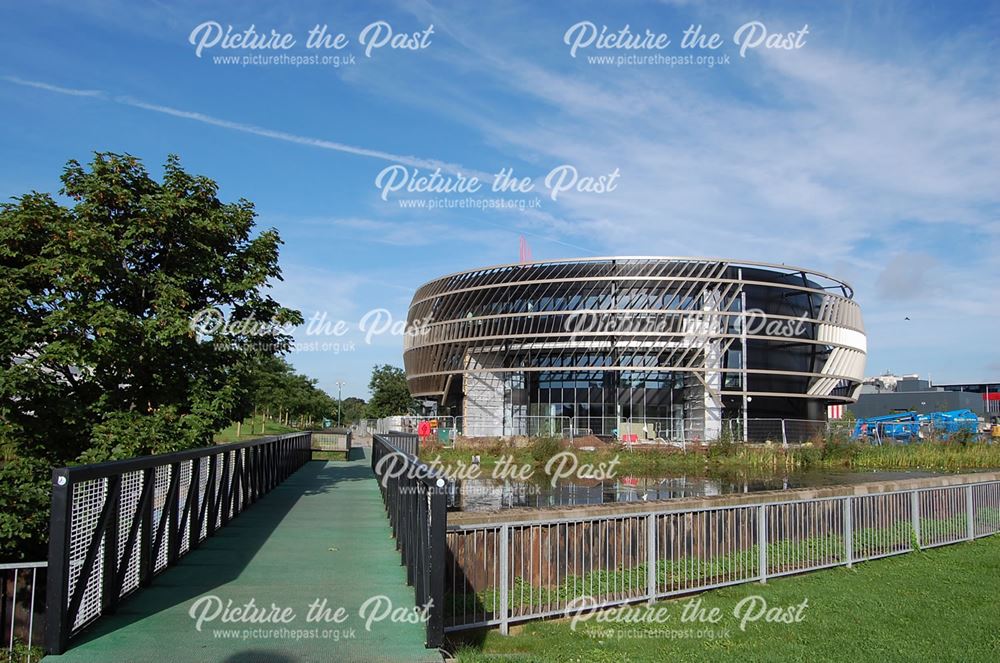 Construction of new building on the University of Nottingham Jubilee Campus, Lenton, Nottingham, 201