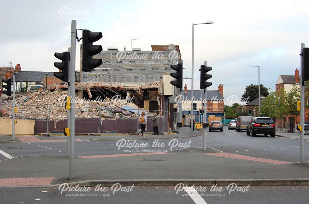 Demolition of the former Bar Seven Pub at Canning Circus, Nottingham, 2016