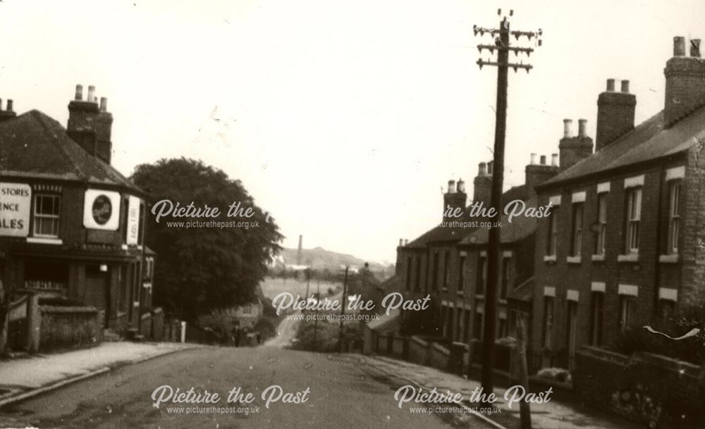 View along Thorpes Road