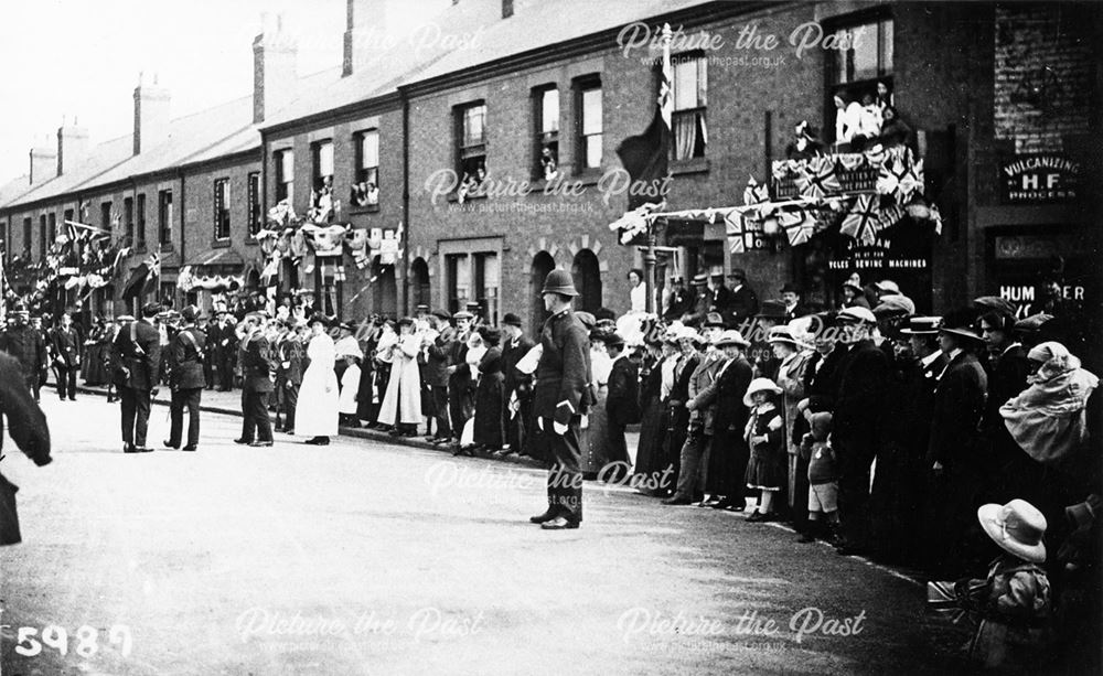Royal Visit, corner of Ray Street and Thorpes Road, Heanor, 1914