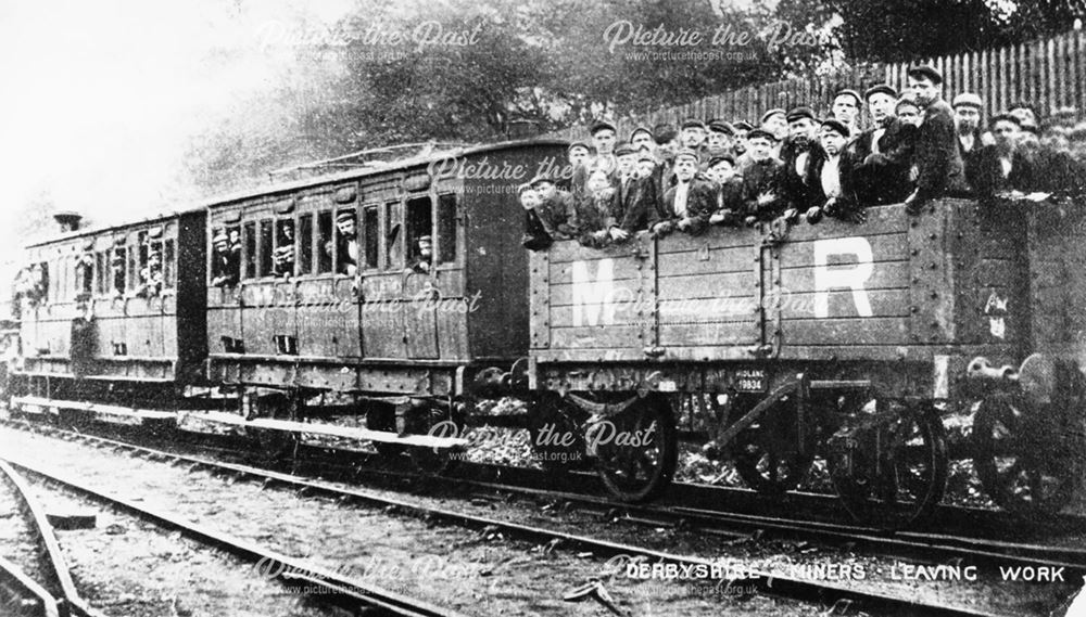 Miners leaving work, Woodside Colliery, Heanor, 1900s?