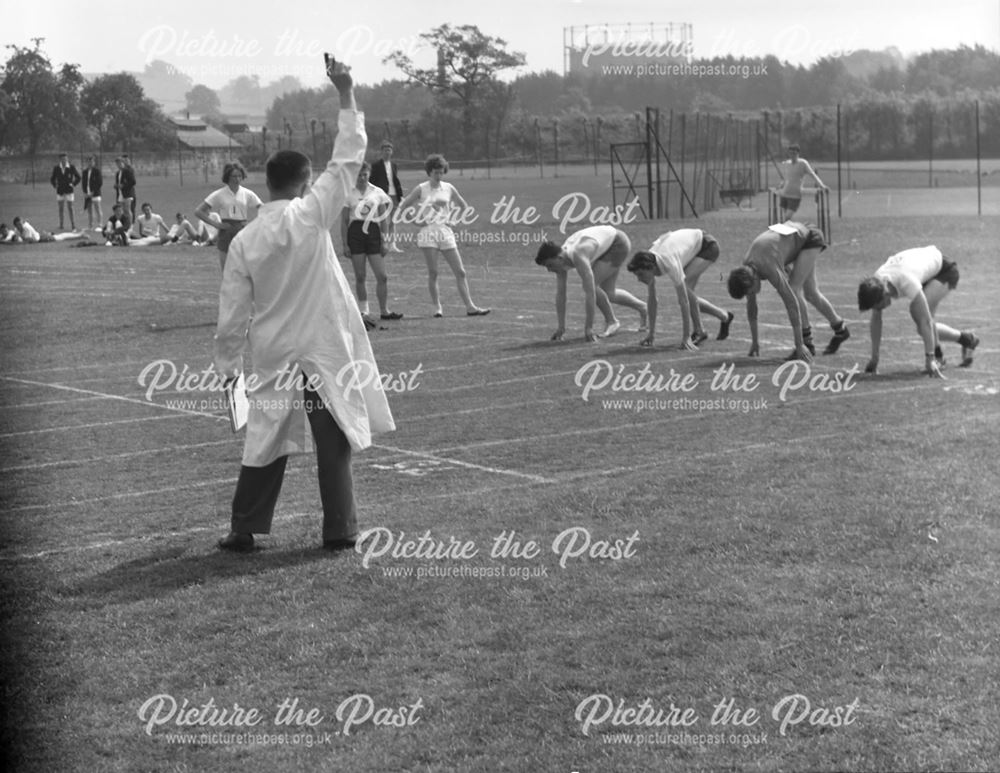 Sports Day, Herbert Strutt School, Derby Road, Belper, 1960