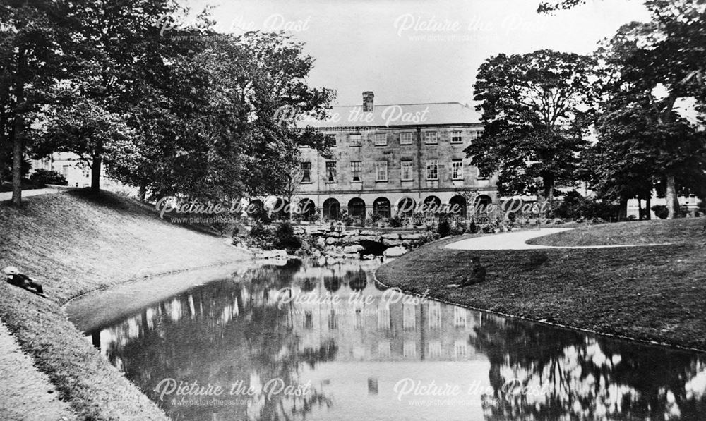 Looking along the River Wye towards the Square, Pavilion Gardens