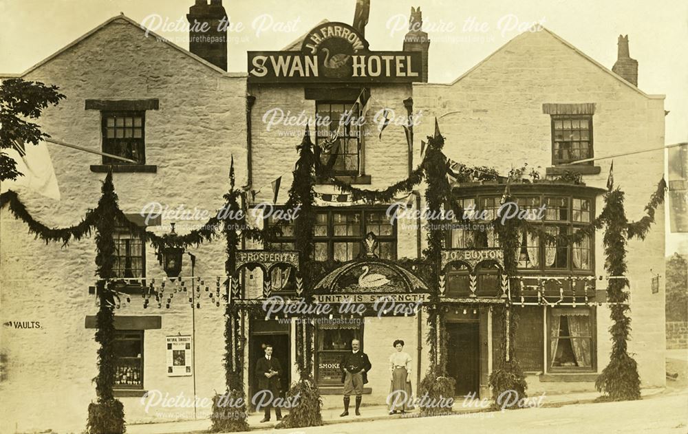 Swan Hotel, Buxton (postcard)