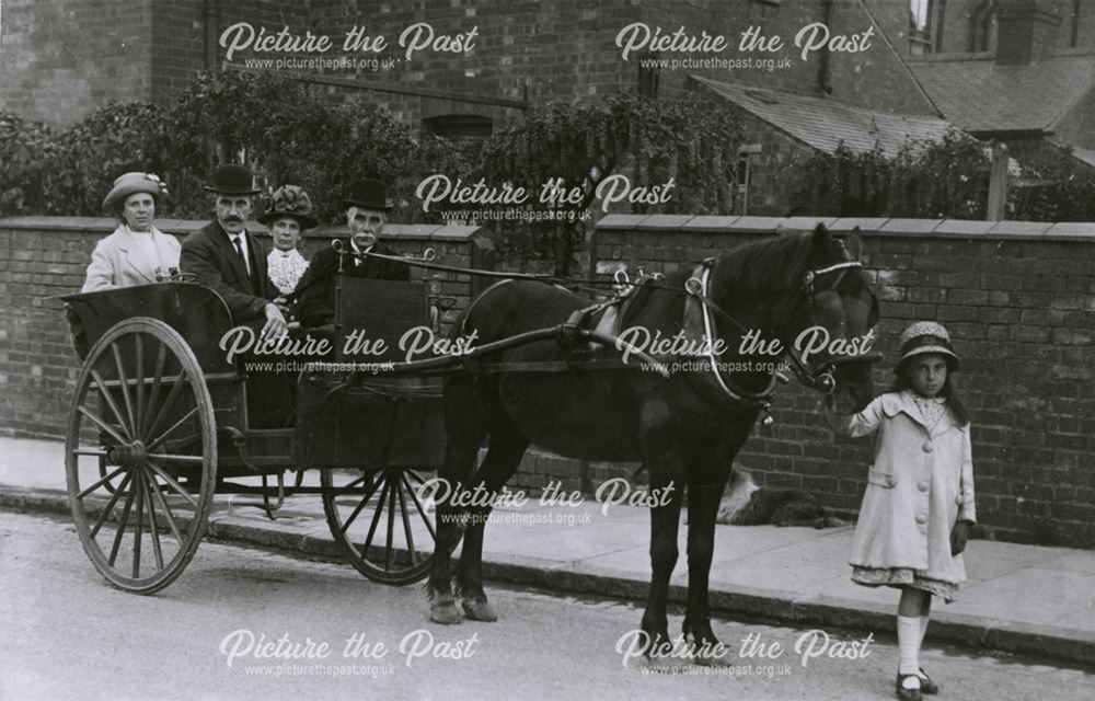 Portrait of Rosa Coxon and her Parents, Coventry, 1910s