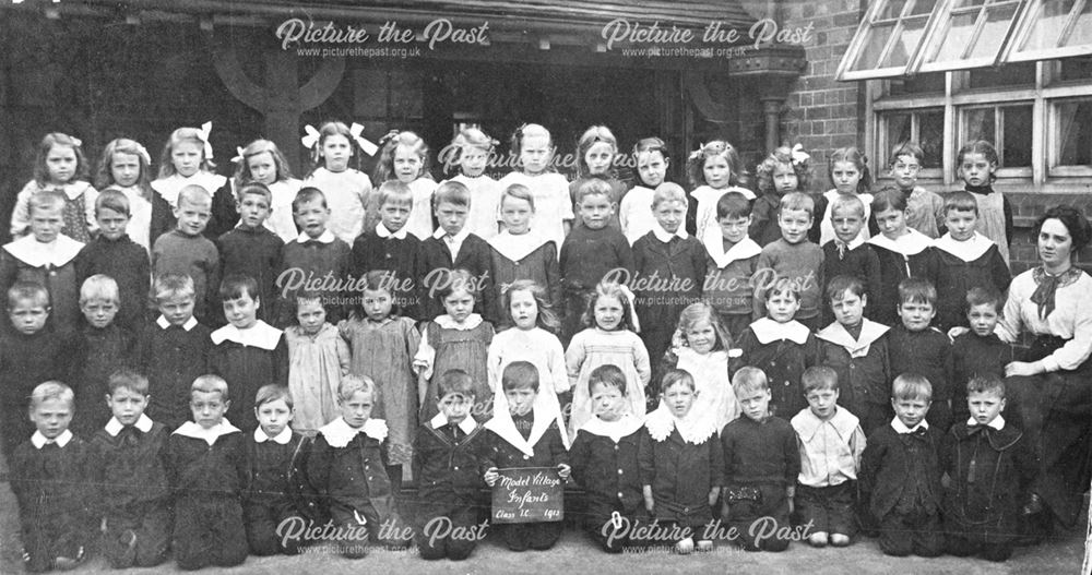 Model Village Infants School, class 1c