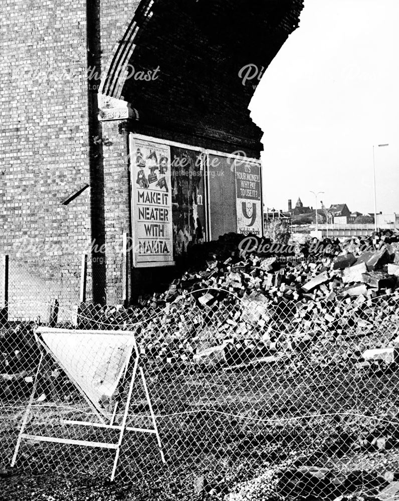 Horns Bridge, 1985