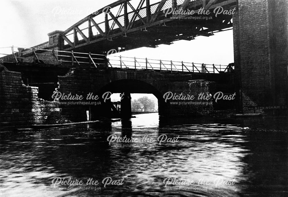 Flooding at Horns Bridge in 1922