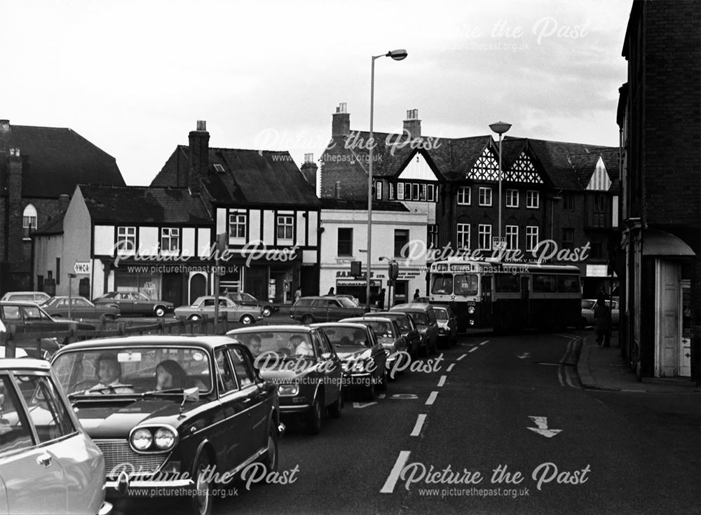 Saltergate, Holywell Street