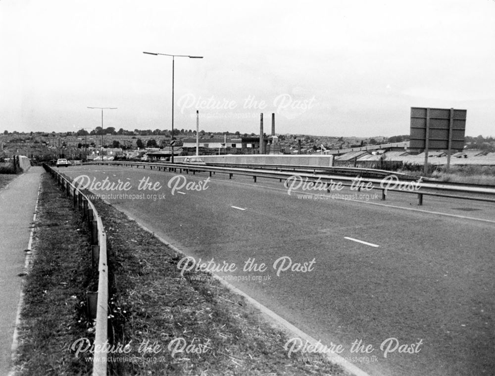 Road bridge over the Chesterfield Canal.