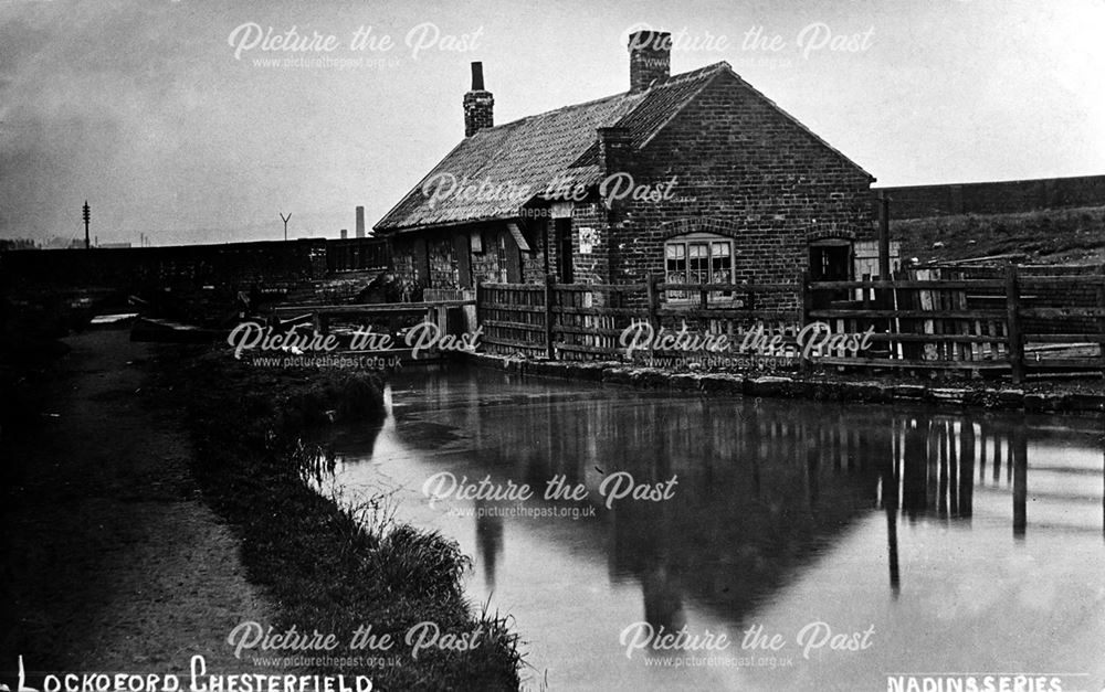 Chesterfield Canal at Lockoford, c.1900