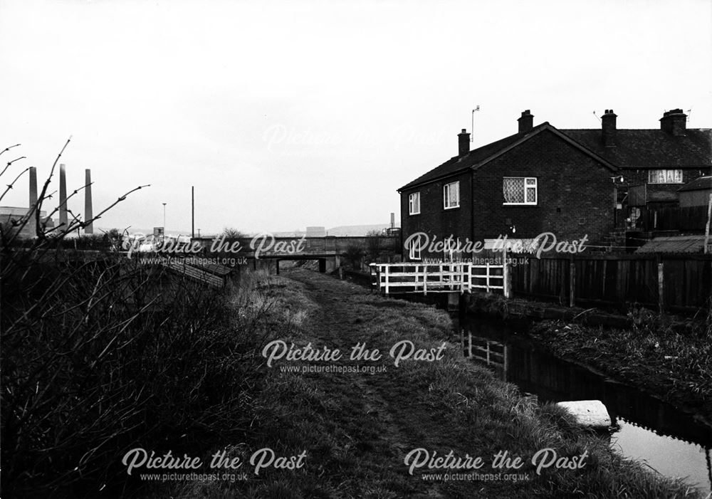 Chesterfield Canal at Lockoford, 1975