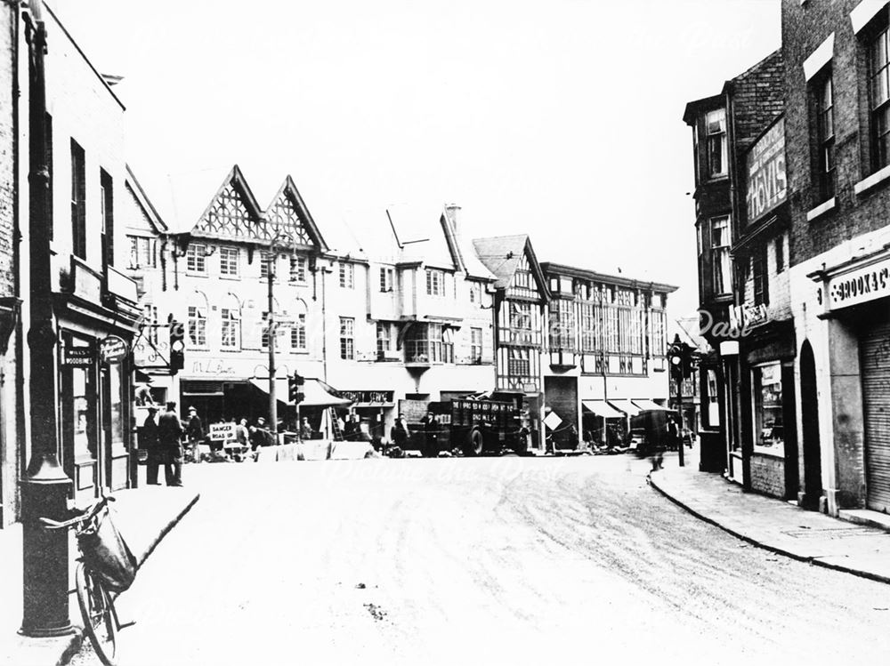 Holywell Cross, c 1930