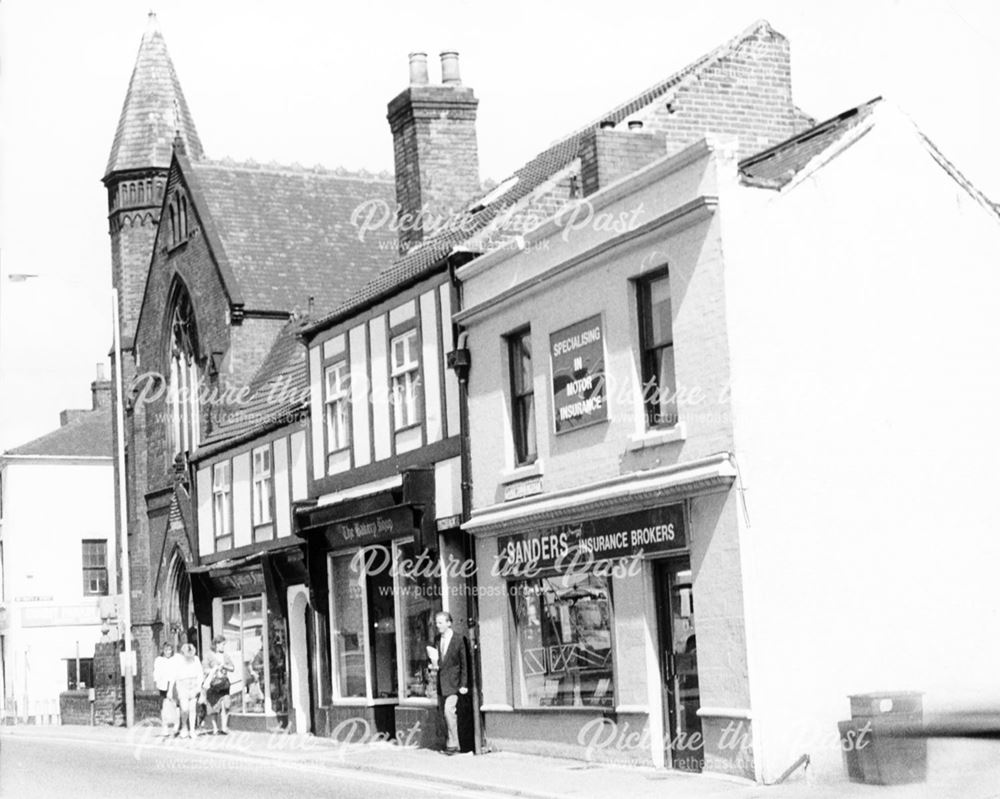 Holywell Cross, looking north, 1988