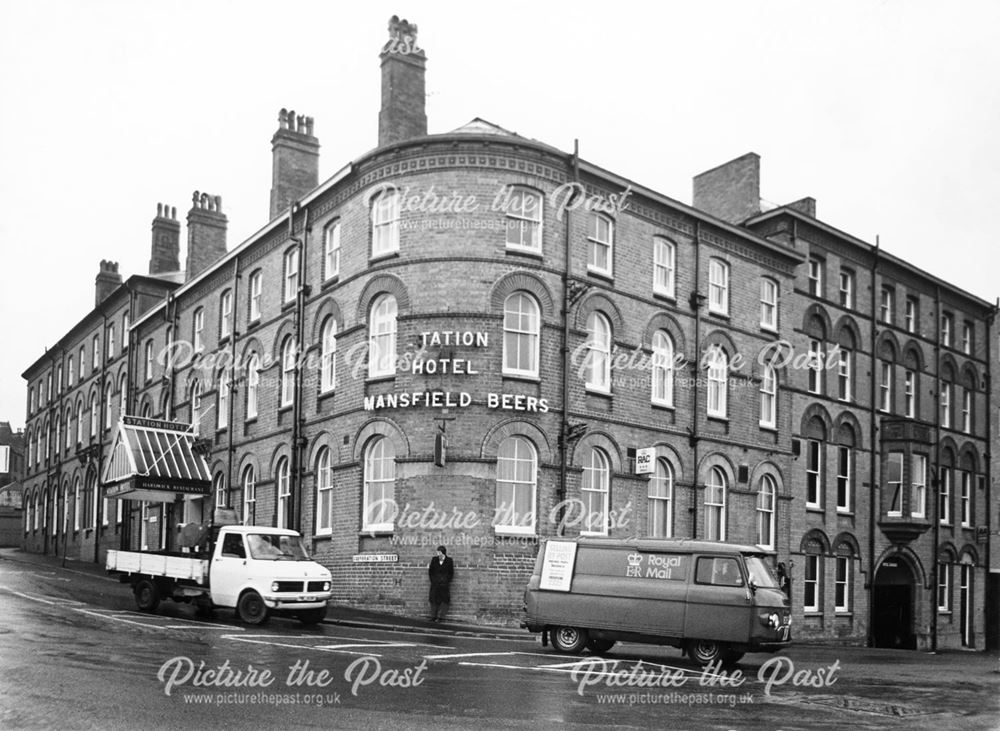 The Station Hotel, Corporation Street, Chesterfield, 1979