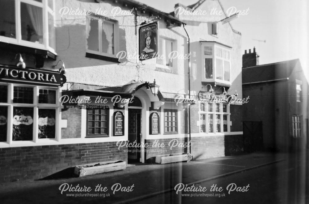 Exterior at Victoria Inn, Victoria Street, Brampton, Chesterfield, 2004