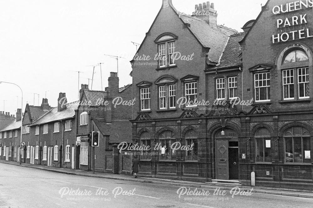 Queens Park Hotel, Markham Road, Chesterfield, 1981