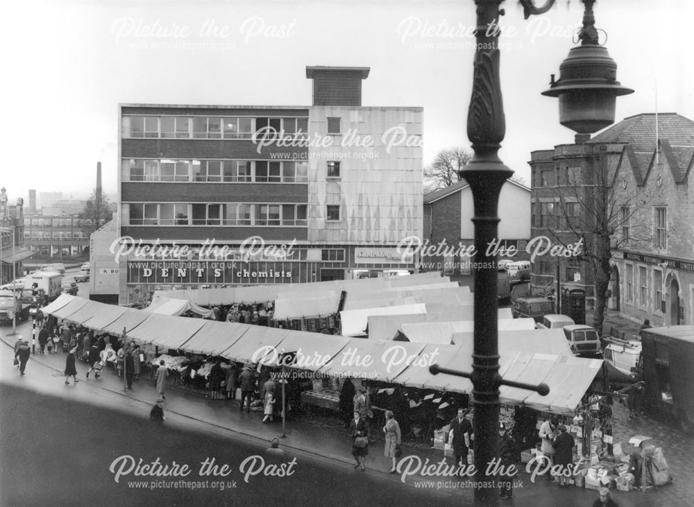 New Square on Market Day, Chesterfield, c 1960s