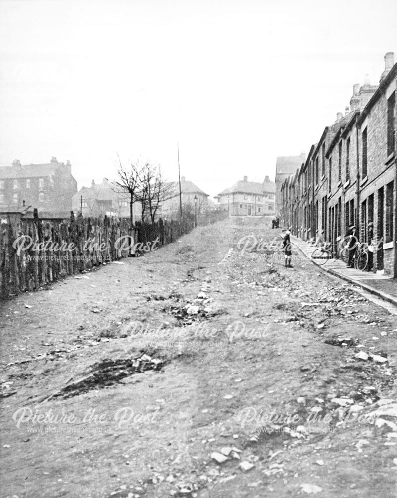 Newbridge Street, Old Whittington, Chesterfield, c 1930s