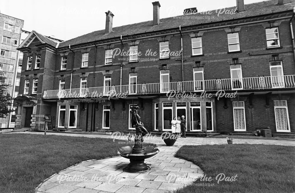 The Alexander Nursing Home, Holywell Street - Durrant Road, Chesterfield, 1992