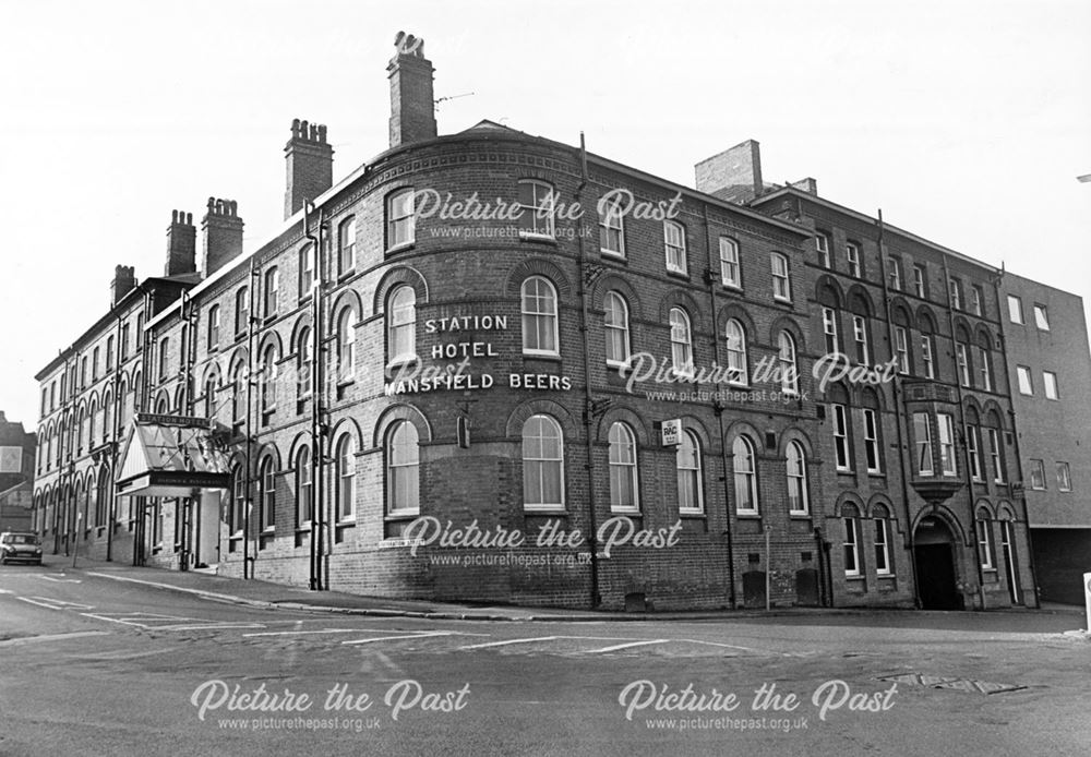 Station Hotel, Malkin Street, Chesterfield, 1982