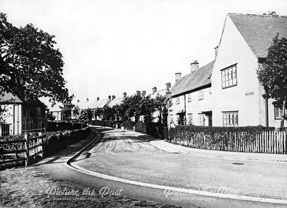 Walton Crescent, Boythorpe, Chesterfield, c 1930s