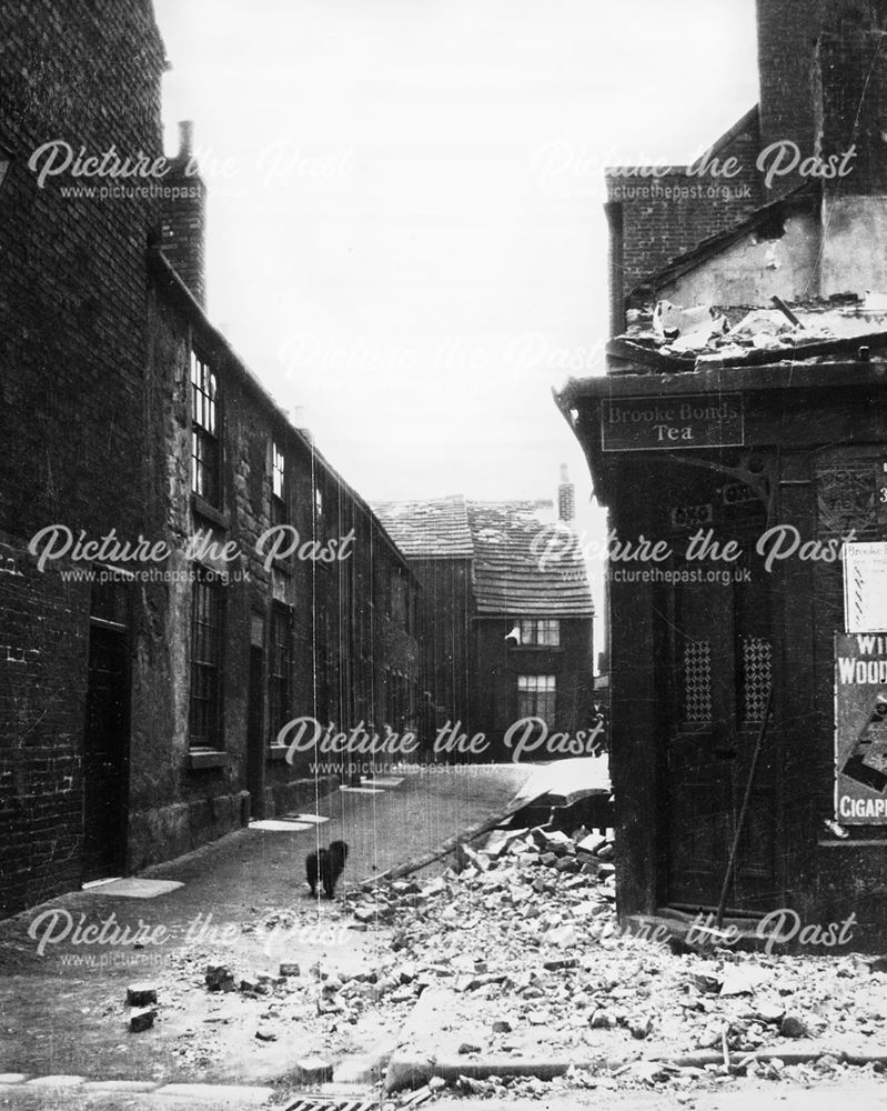 Demolition of Elder Yard, Chesterfield, c 1930