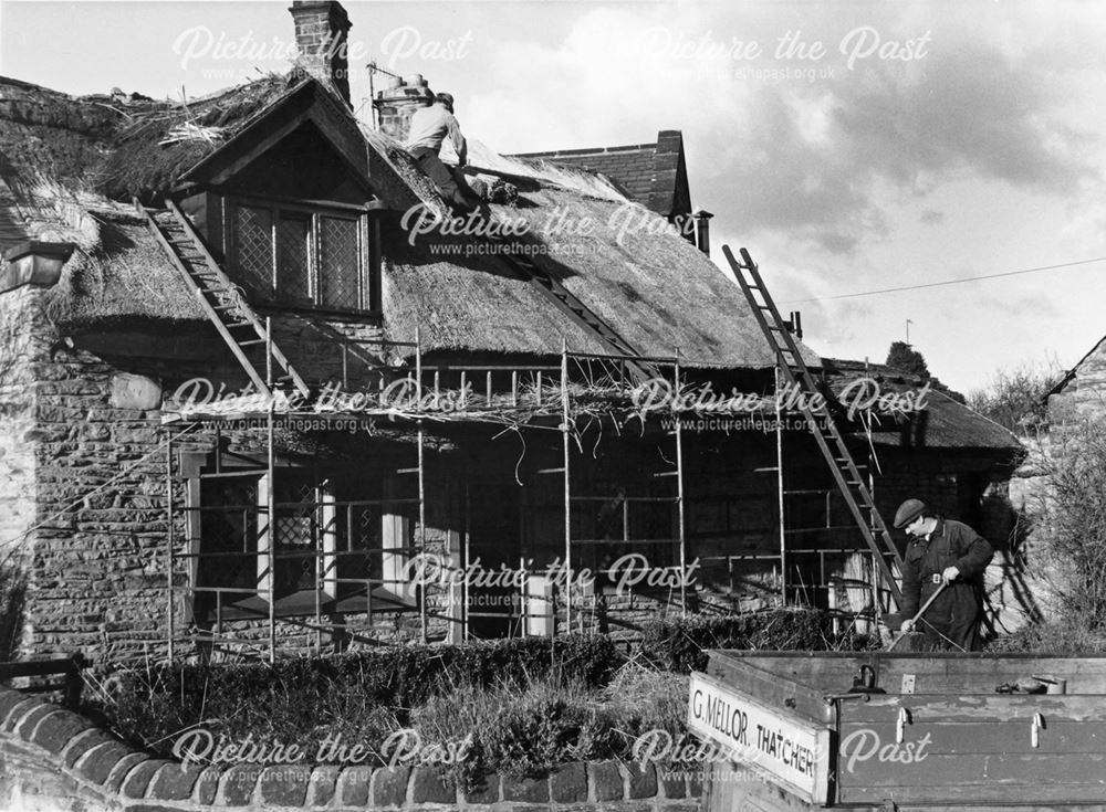 Thatching Revolution House, Old Whittington, 1981