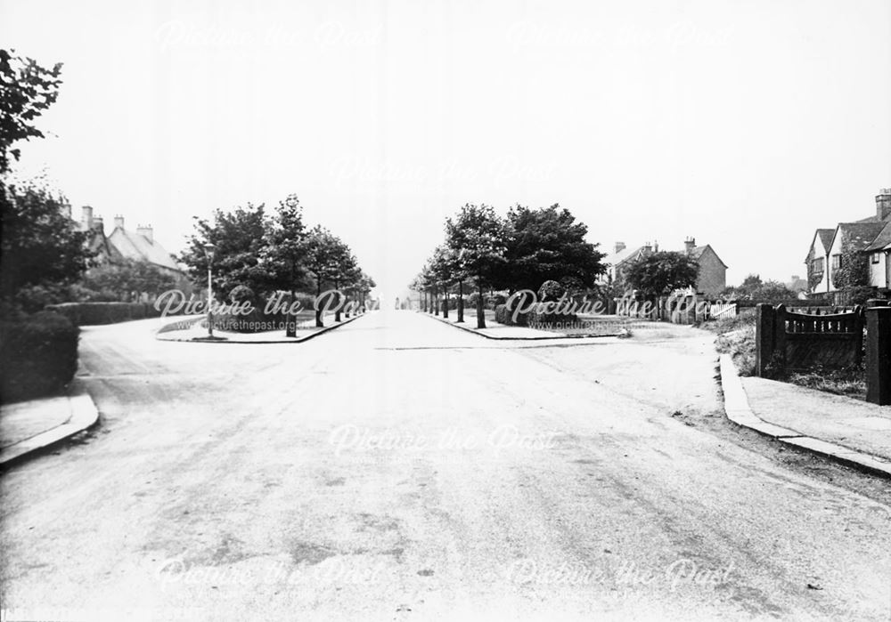 Boythorpe Crescent, Chesterfield, c 1930s