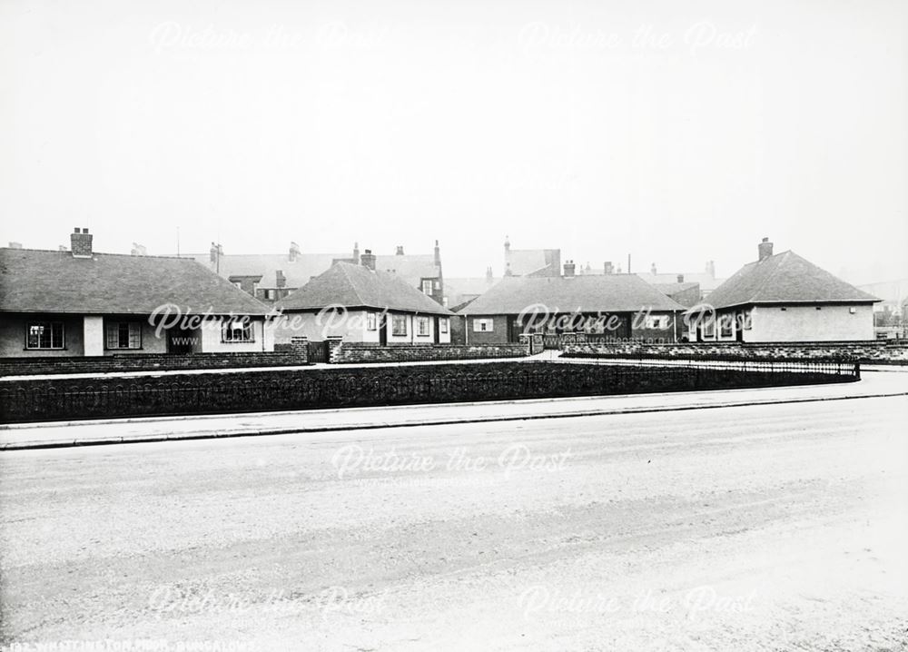 Bungalows, Brimington Road North, Whittington Moor, Chesterfield, c 1935
