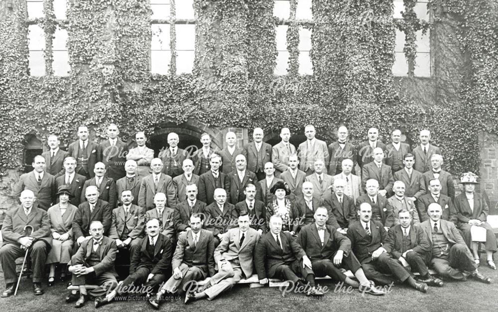 Council Members and Chief Officers, Beetwell Street, Chesterfield, 1927
