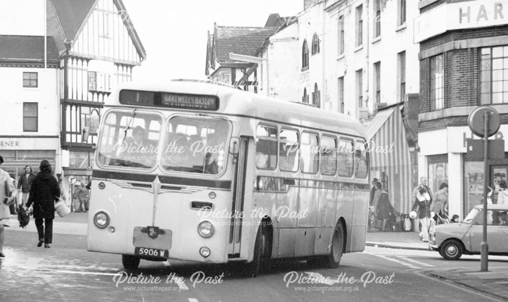 Hulleys Bus, Low Pavement, Chesterfield, c 1965