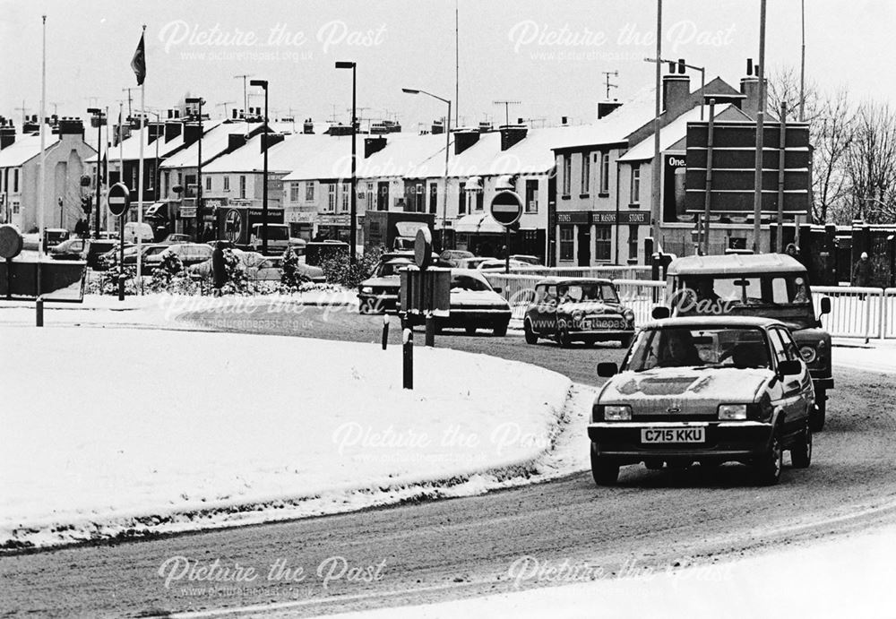 West Bars traffic island in the snow, Chesterfield, c 1985