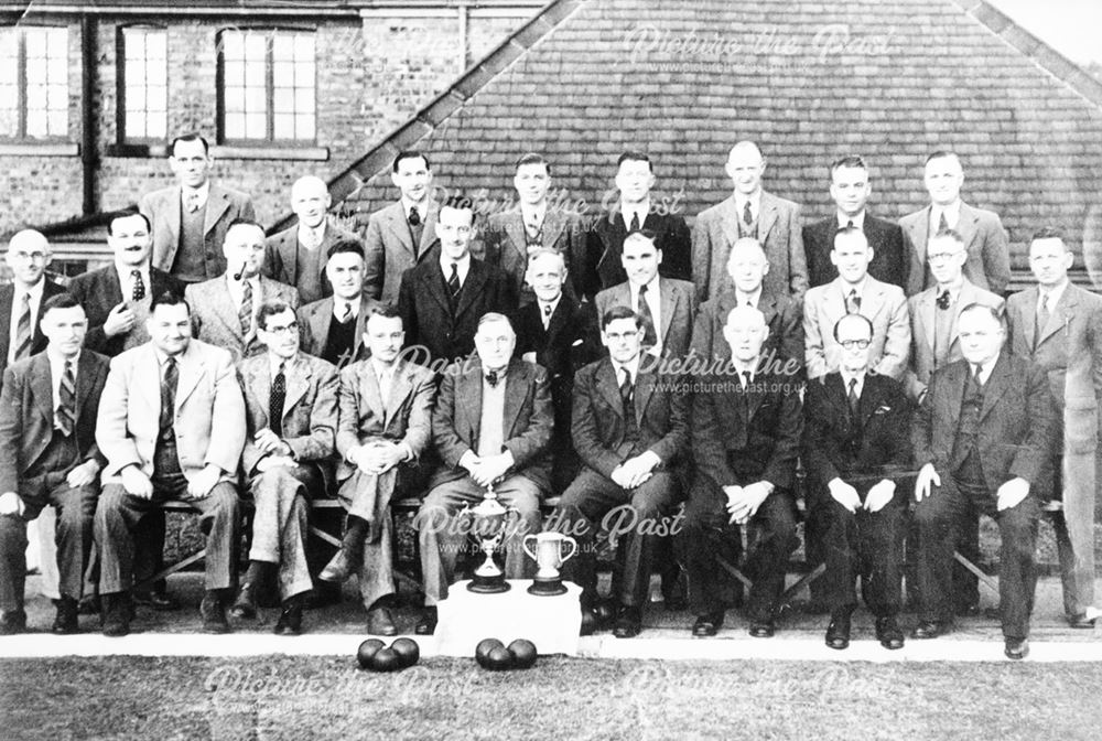 Derbyshire Times Bowling Club members, Chesterfield, c 1950s