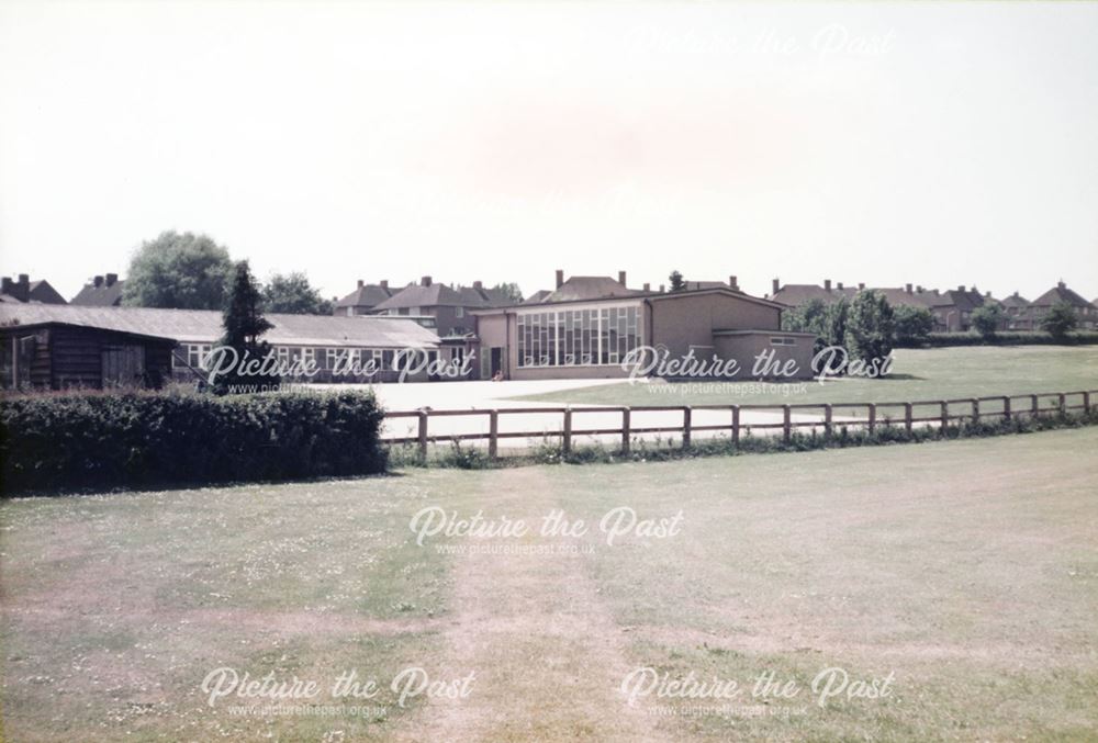 Rear view of Windermere School