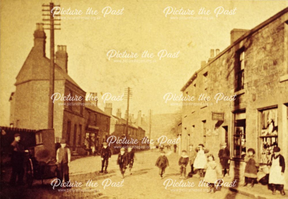 Children on Street, Dronfield, c 1905