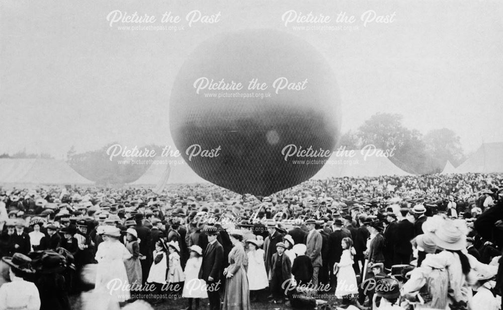 Balloon Ascent, Pimlico Recreation Ground, Ilkeston, 1909