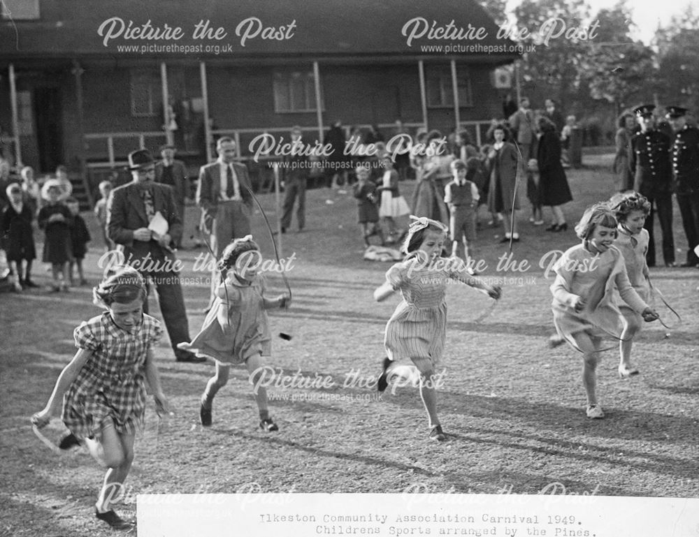 Community Association Carnival - Skipping Race, Children's Sports, Crompton Street, Ilkeston, 1949