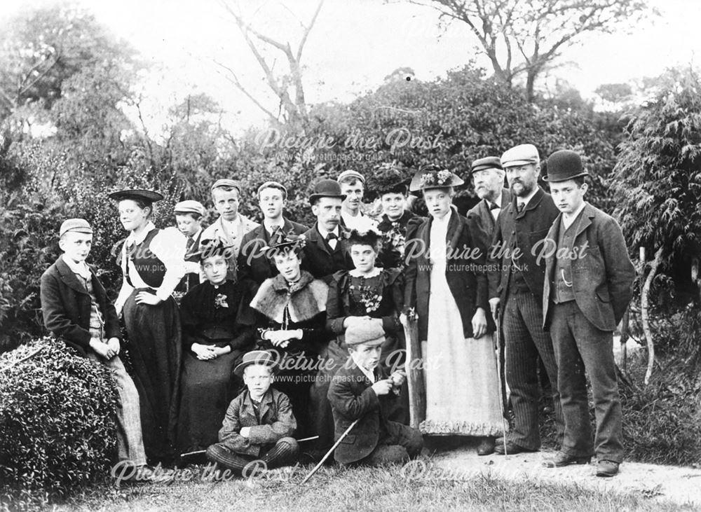 Congregational Church Outing, Wharncliffe Road, Ilkeston, c 1900s