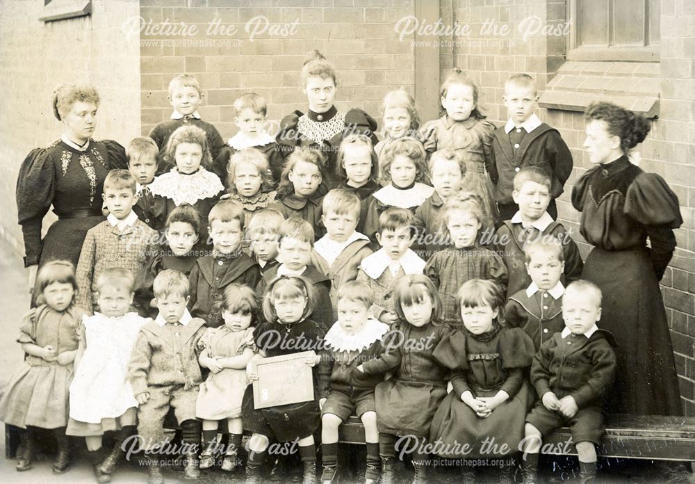 Cotmanhay Road Infants School, Ilkeston, c 1908